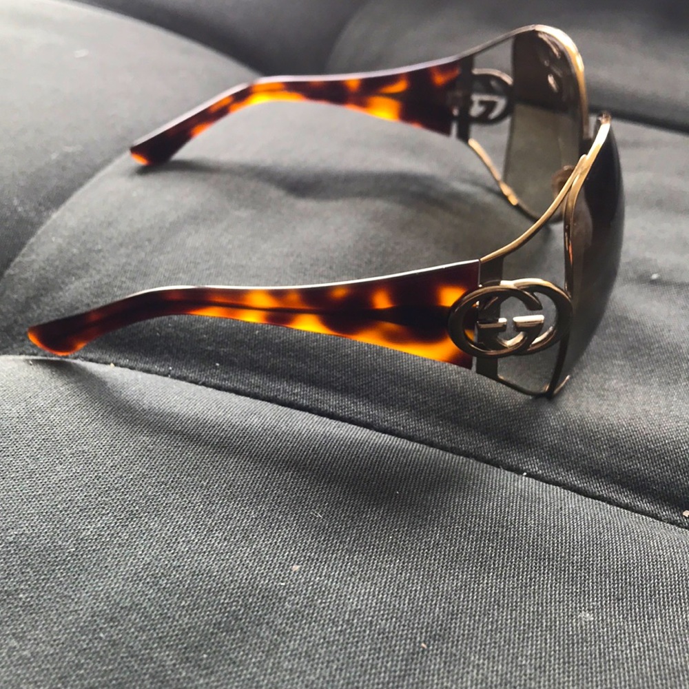 GUCCI Sunglasses Authentic